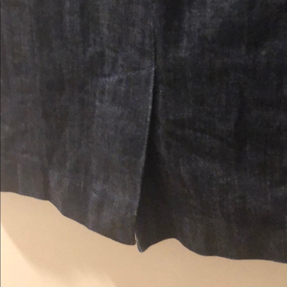 Lilly Pulitzer denim pencil skirt - Picture 4 of 4
